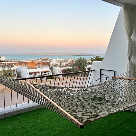 Cordoba Sea View Apartment With Open Air Jacuzzi At Mastaba الغردقة المظهر الخارجي الصورة