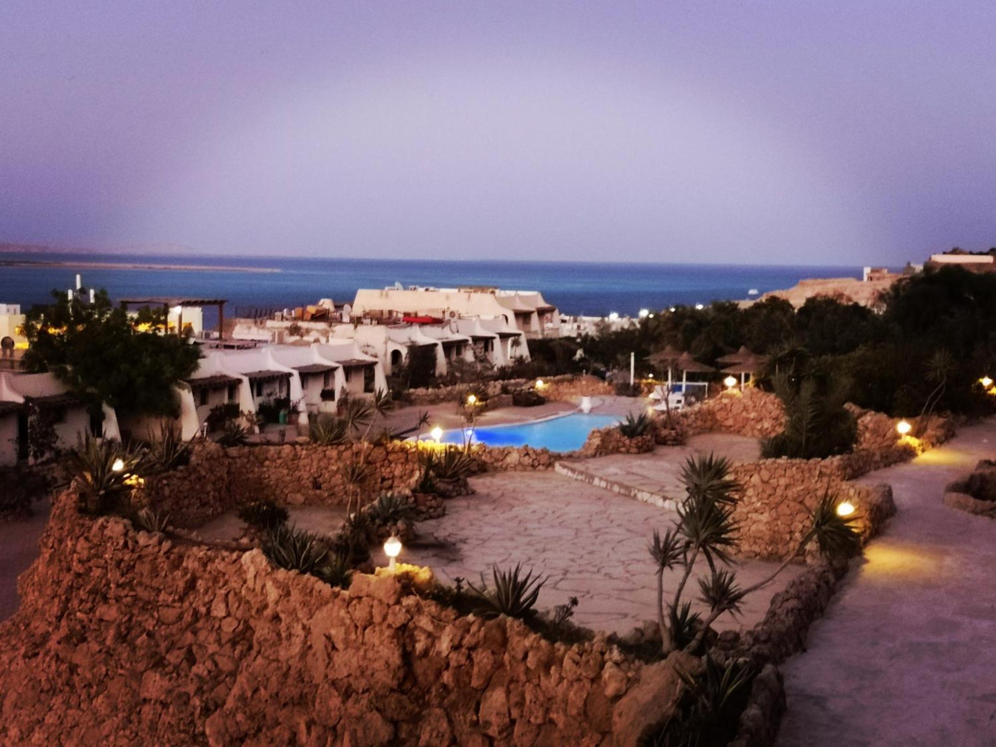 Cordoba Sea View Apartment With Open Air Jacuzzi At Mastaba الغردقة المظهر الخارجي الصورة
